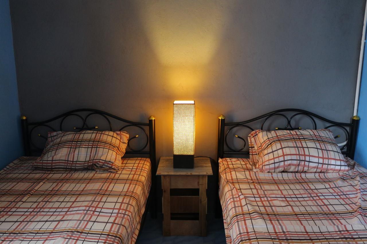 Ama Phuket Hostel Экстерьер фото